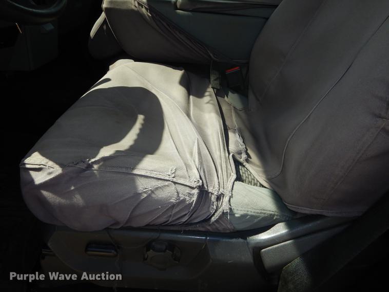 image for item DB8302 2012 Ford F250 Super Duty utility bed pickup truck