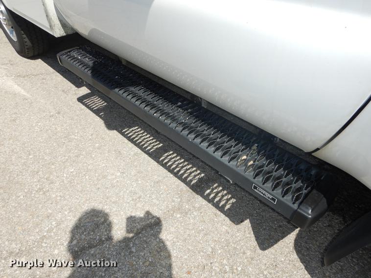 image for item DB8302 2012 Ford F250 Super Duty utility bed pickup truck