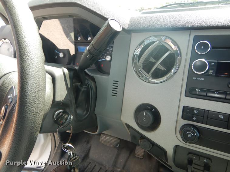 image for item DB8303 2013 Ford F250 Super Duty pickup truck