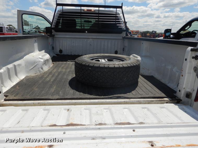 image for item DB8303 2013 Ford F250 Super Duty pickup truck