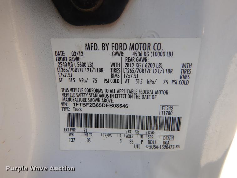 image for item DB8303 2013 Ford F250 Super Duty pickup truck