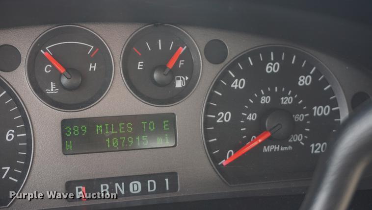 image for item DD6530 2005 Ford Taurus