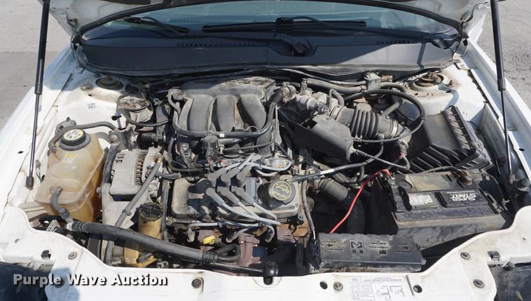 image for item DD6530 2005 Ford Taurus