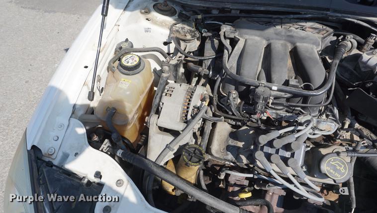 image for item DD6530 2005 Ford Taurus