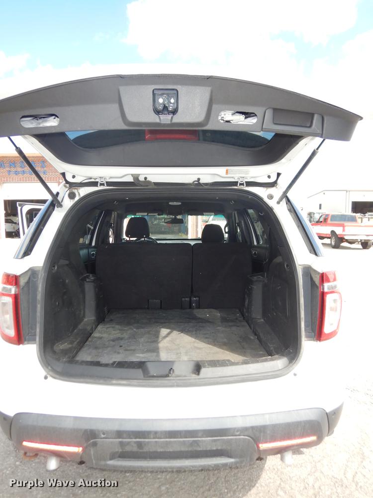 image for item DF1752 2013 Ford Explorer Police Interceptor SUV