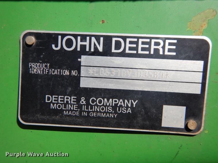 image for item DF1761 2001 John Deere 6310 MFWD tractor