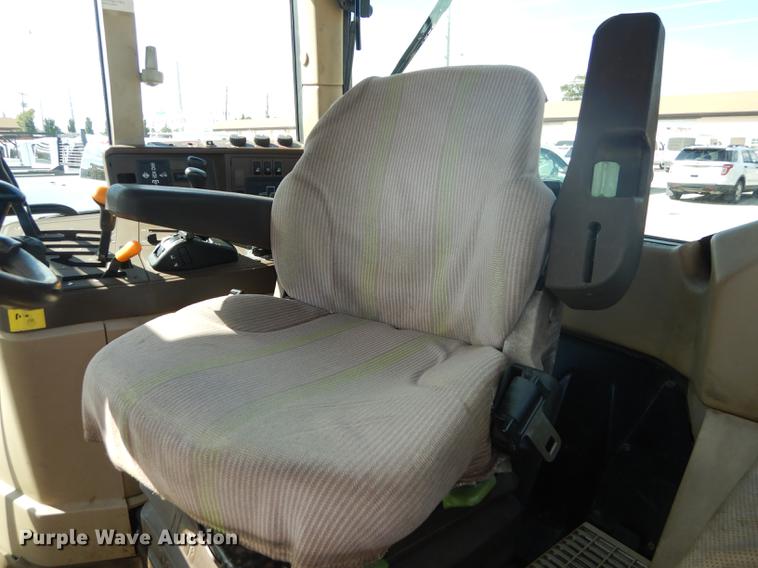 image for item DF1761 2001 John Deere 6310 MFWD tractor