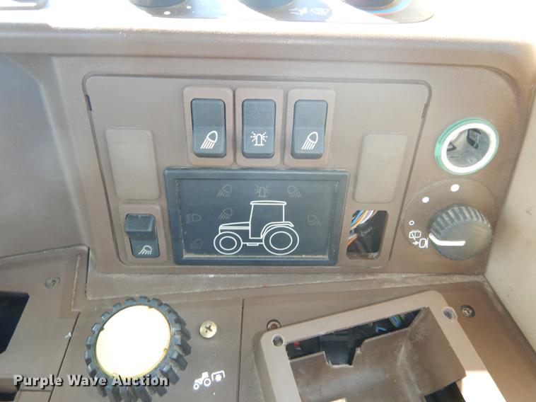 image for item DF1761 2001 John Deere 6310 MFWD tractor