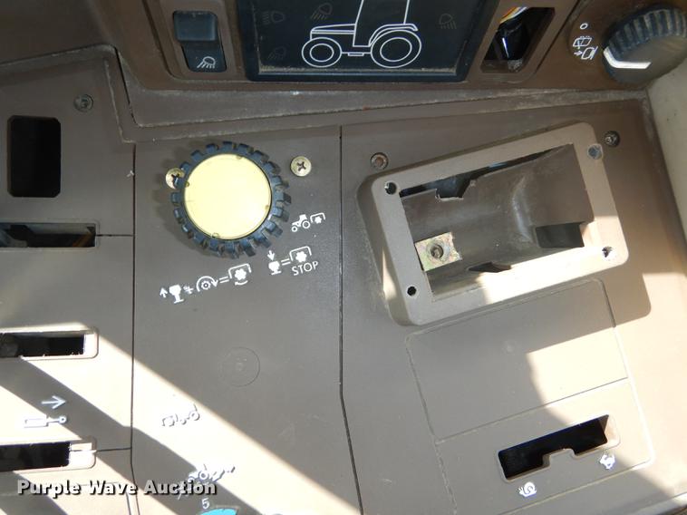 image for item DF1761 2001 John Deere 6310 MFWD tractor