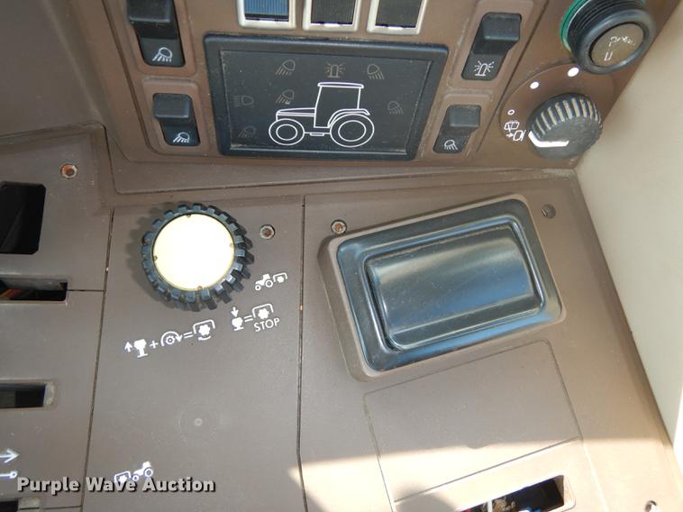 image for item DF1762 2001 John Deere 6310 MFWD tractor