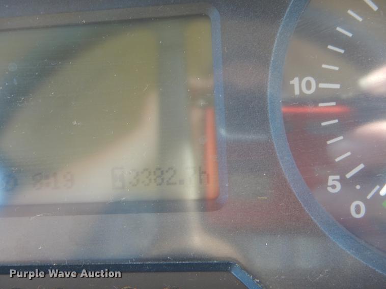 image for item DF1762 2001 John Deere 6310 MFWD tractor