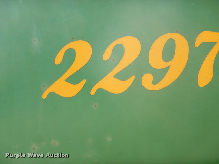 image for item DF1762 2001 John Deere 6310 MFWD tractor