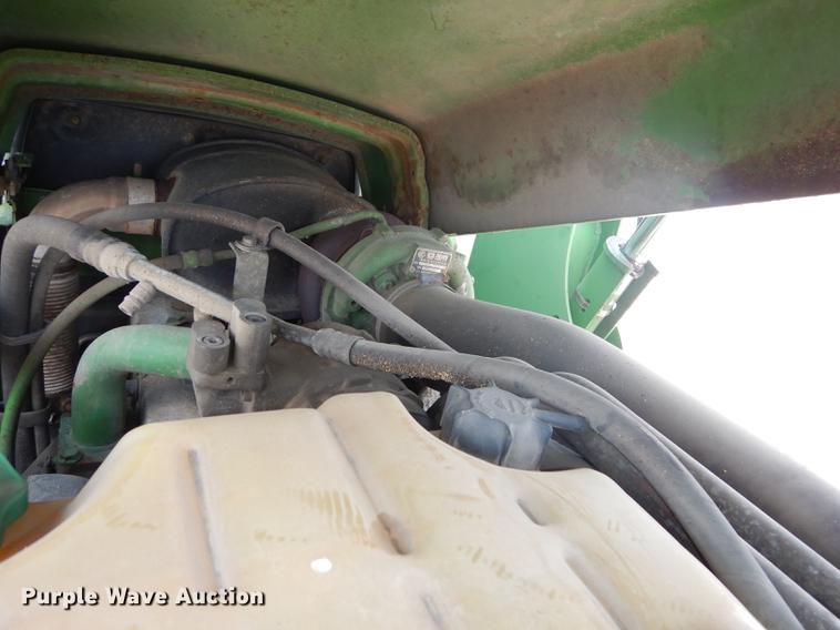 image for item DF1762 2001 John Deere 6310 MFWD tractor