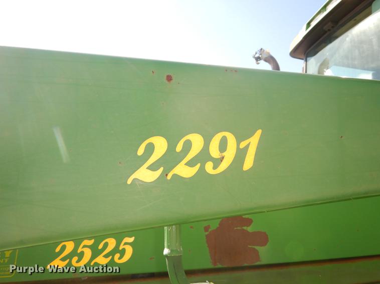 image for item DF1763 2001 John Deere 6310 MFWD tractor