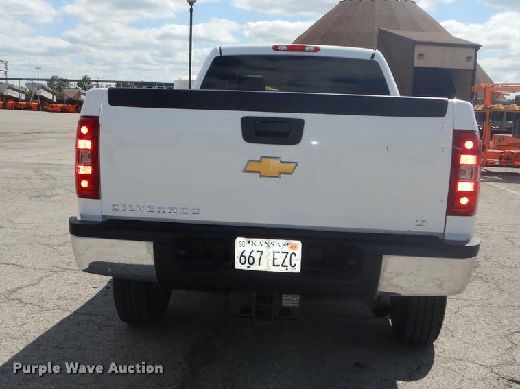 image for item DF1768 2012 Chevrolet Silverado 2500HD Crew Cab pickup truck