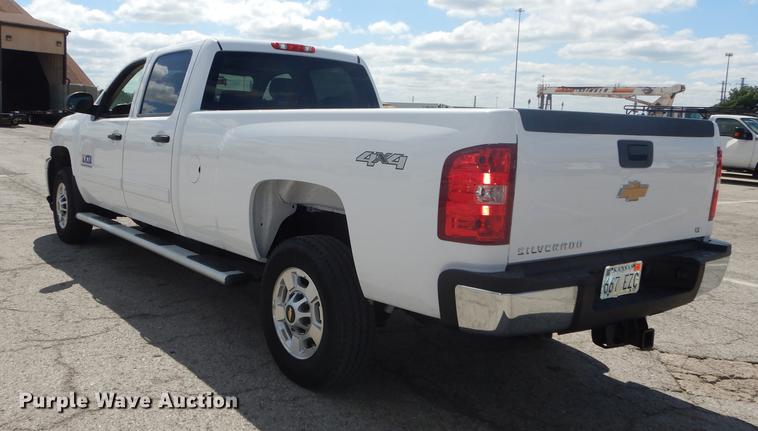 image for item DF1768 2012 Chevrolet Silverado 2500HD Crew Cab pickup truck