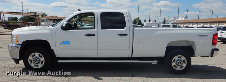 image for item DF1768 2012 Chevrolet Silverado 2500HD Crew Cab pickup truck