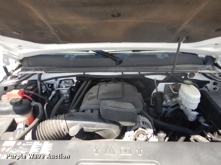 image for item DF1768 2012 Chevrolet Silverado 2500HD Crew Cab pickup truck