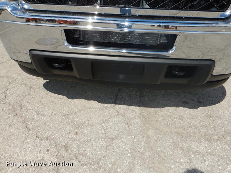 image for item DF1768 2012 Chevrolet Silverado 2500HD Crew Cab pickup truck