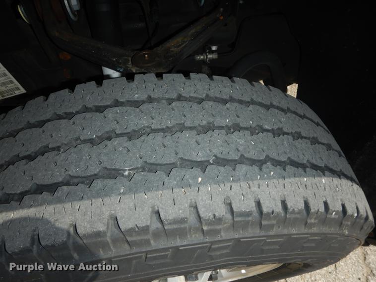 image for item DF1768 2012 Chevrolet Silverado 2500HD Crew Cab pickup truck