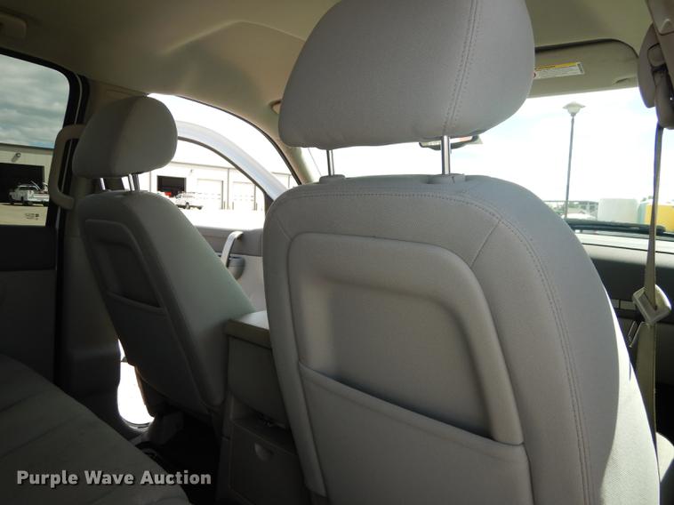 image for item DF1768 2012 Chevrolet Silverado 2500HD Crew Cab pickup truck