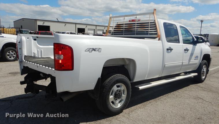 image for item DF1769 2012 Chevrolet Silverado 2500HD Crew Cab pickup truck