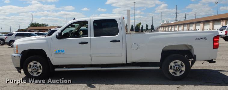 image for item DF1769 2012 Chevrolet Silverado 2500HD Crew Cab pickup truck