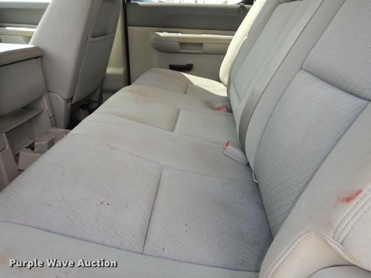 image for item DF1769 2012 Chevrolet Silverado 2500HD Crew Cab pickup truck