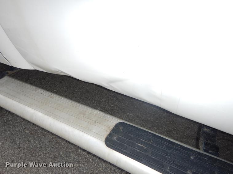 image for item DF1769 2012 Chevrolet Silverado 2500HD Crew Cab pickup truck