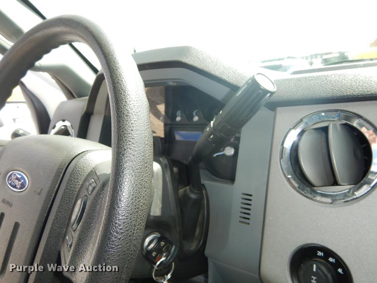 image for item DF1770 2015 Ford F250 Super Duty pickup truck