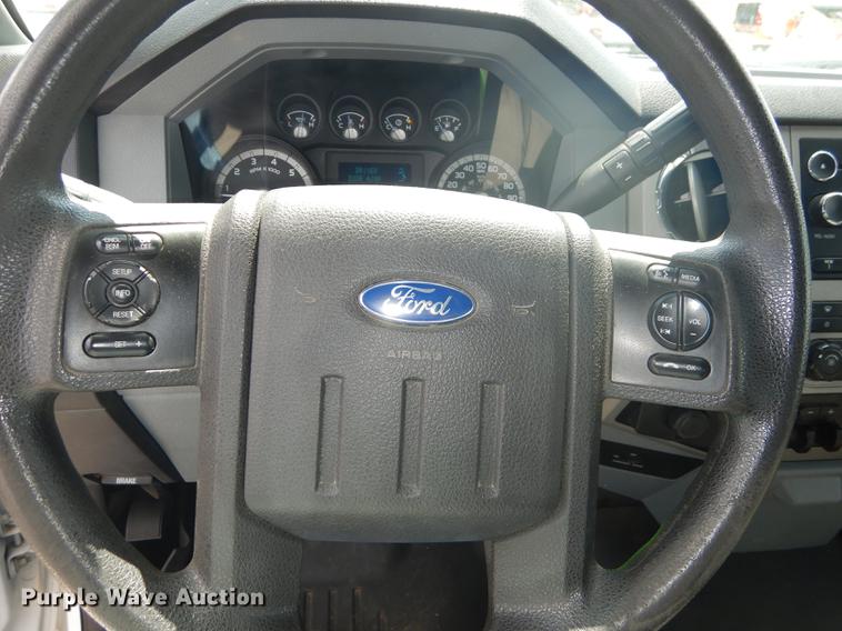 image for item DF1770 2015 Ford F250 Super Duty pickup truck