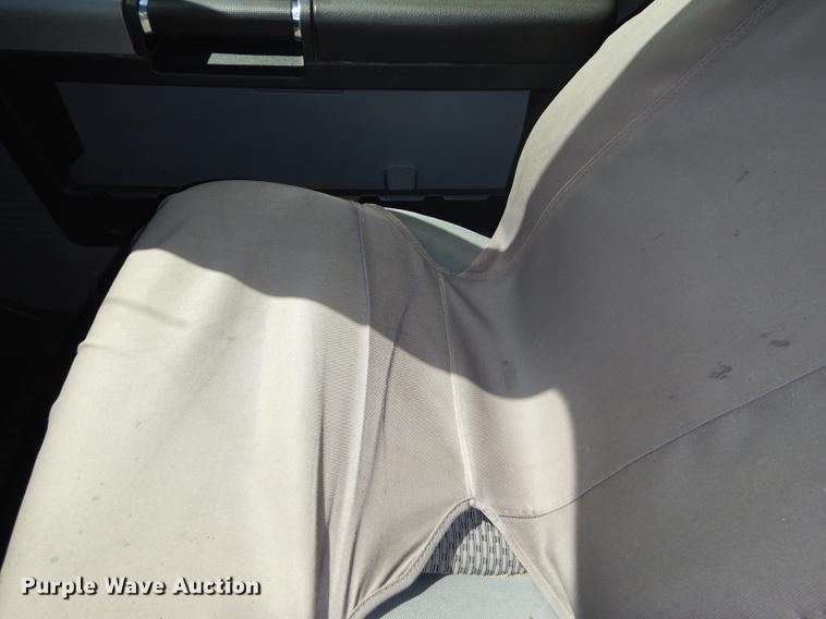 image for item DF1770 2015 Ford F250 Super Duty pickup truck