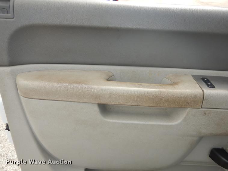 image for item DF1771 2012 Chevrolet Silverado 2500HD pickup truck