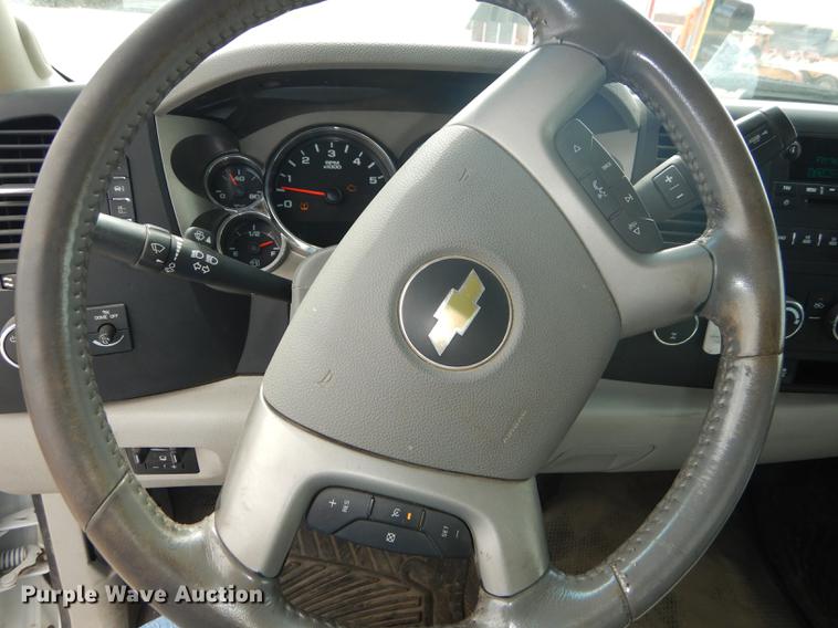 image for item DF1771 2012 Chevrolet Silverado 2500HD pickup truck