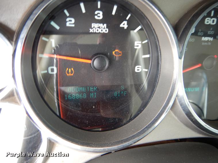 image for item DF1771 2012 Chevrolet Silverado 2500HD pickup truck