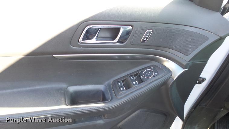 image for item DF4349 2013 Ford Explorer Police SUV