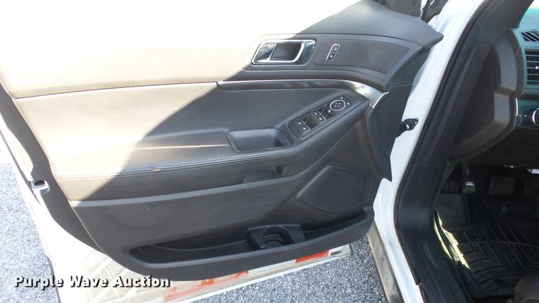 image for item DF4351 2014 Ford Explorer Police SUV