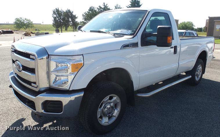 image for item DF4352 2011 Ford F250 Super Duty pickup truck