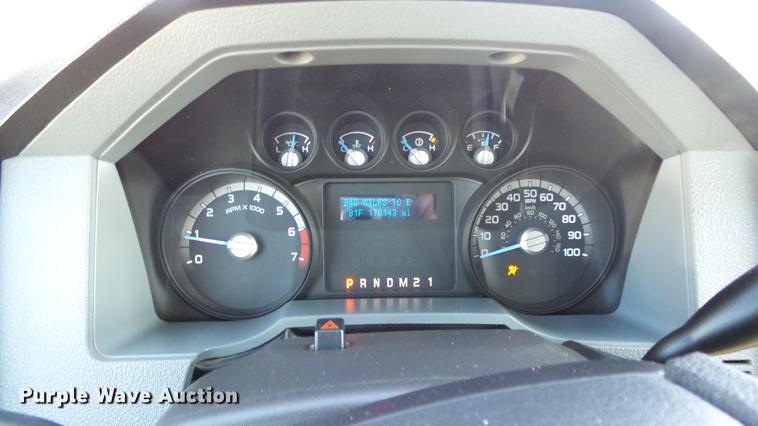 image for item DF4352 2011 Ford F250 Super Duty pickup truck