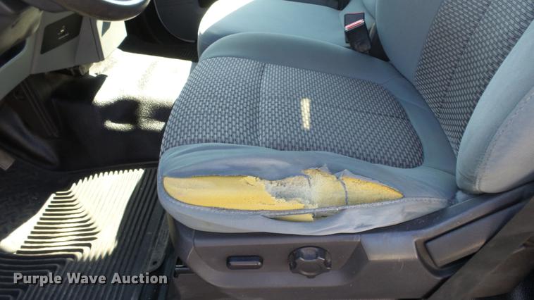 image for item DF4352 2011 Ford F250 Super Duty pickup truck