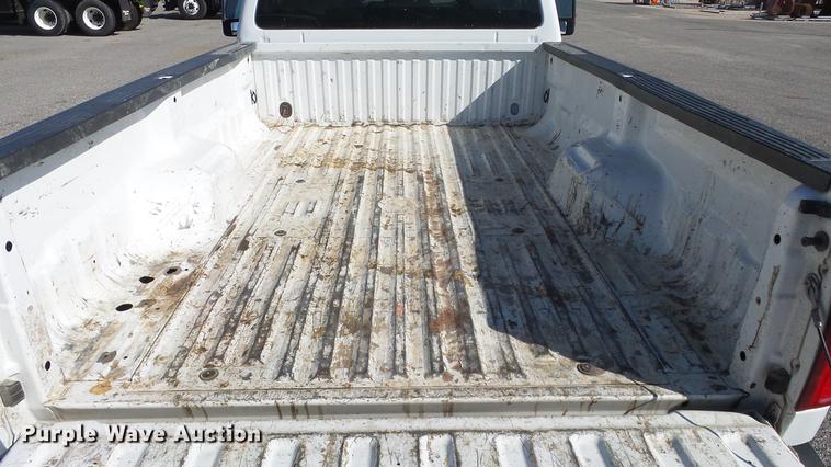 image for item DF4352 2011 Ford F250 Super Duty pickup truck