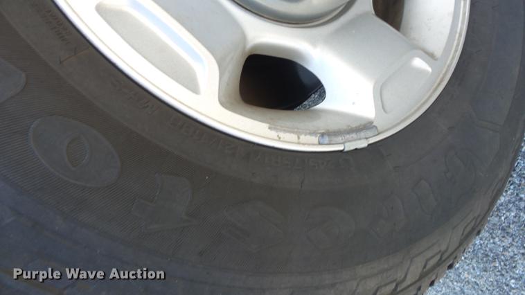 image for item DF4352 2011 Ford F250 Super Duty pickup truck