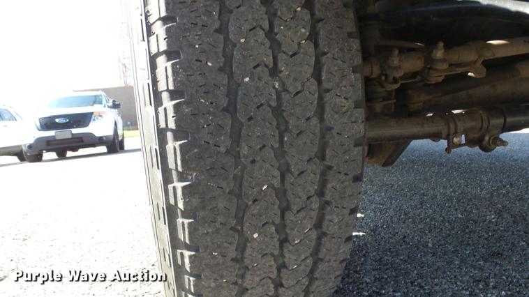 image for item DF4352 2011 Ford F250 Super Duty pickup truck