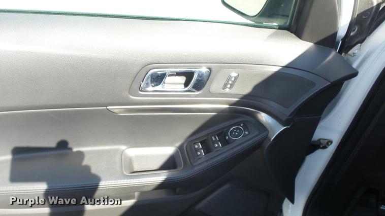 image for item DF4353 2014 Ford Explorer Police SUV