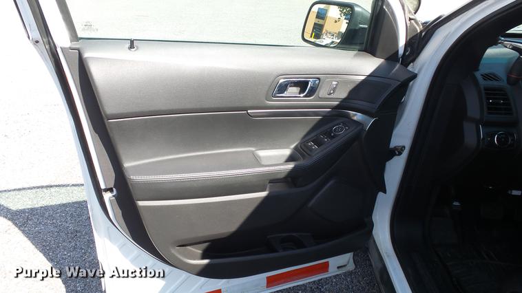 image for item DF4353 2014 Ford Explorer Police SUV