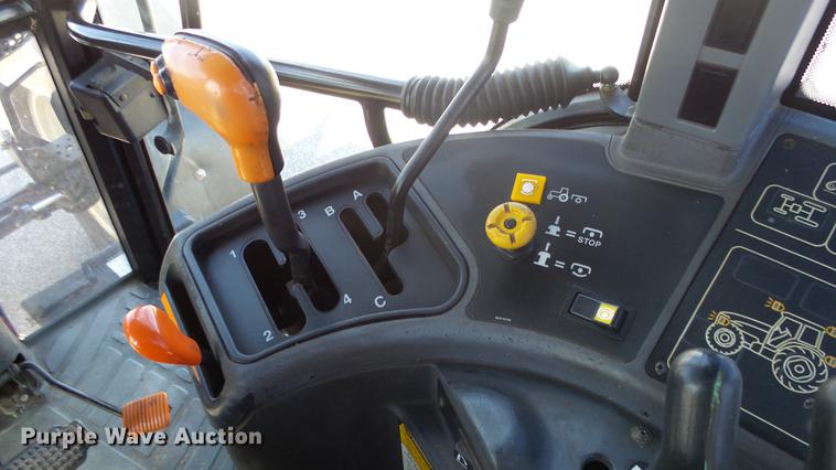 image for item DF4357 1998 New Holland 8260 MFWD tractor