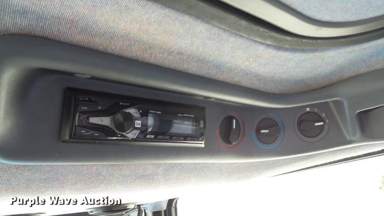 image for item DF4357 1998 New Holland 8260 MFWD tractor