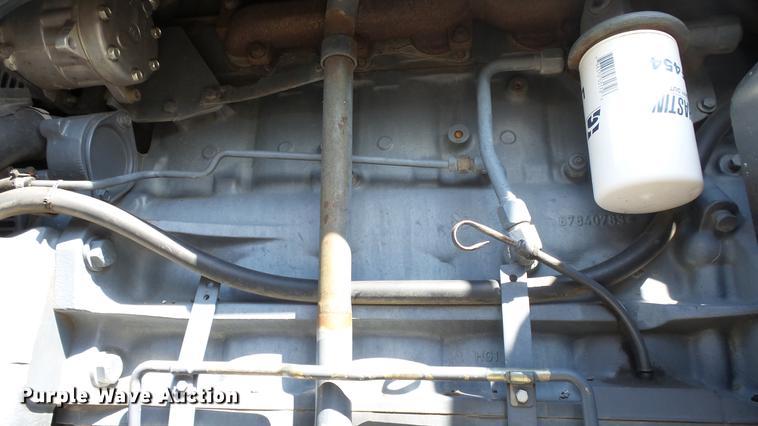 image for item DF4357 1998 New Holland 8260 MFWD tractor