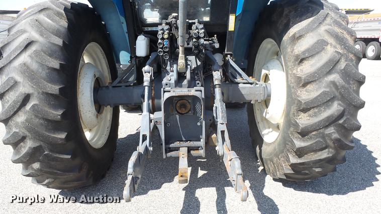 image for item DF4357 1998 New Holland 8260 MFWD tractor