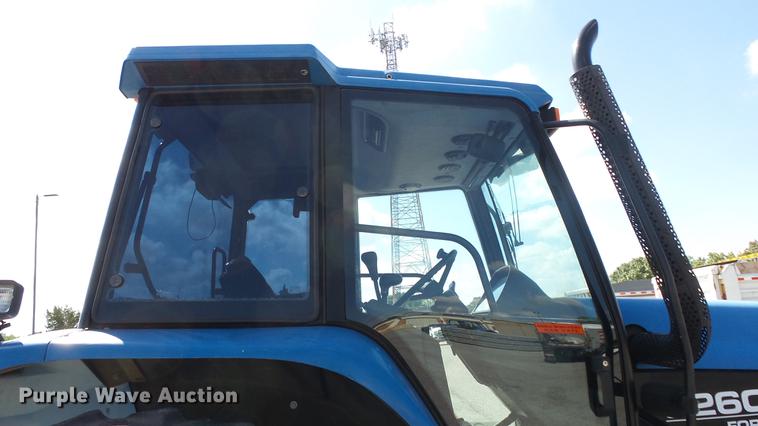 image for item DF4357 1998 New Holland 8260 MFWD tractor
